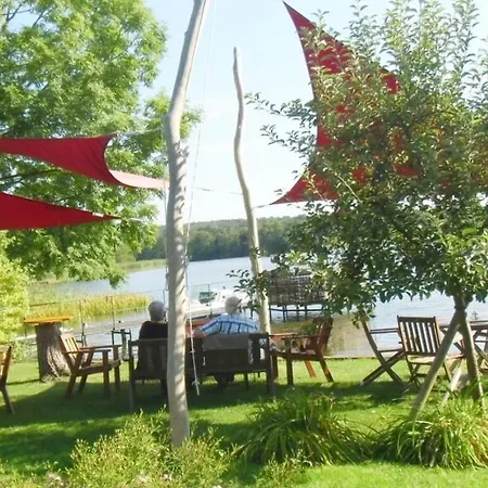 Holiday Apartment With 1 Bedroom